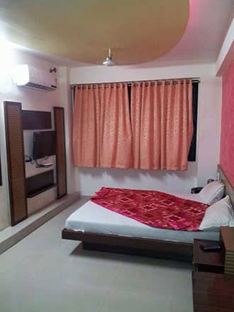 Hotel Adeshwar Gold, Ahmedabad 3